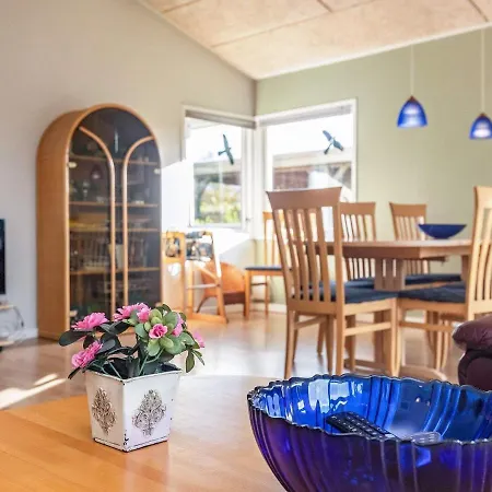 Quaint Holiday In Middelfart With Beach Nearby Semesterbostad *